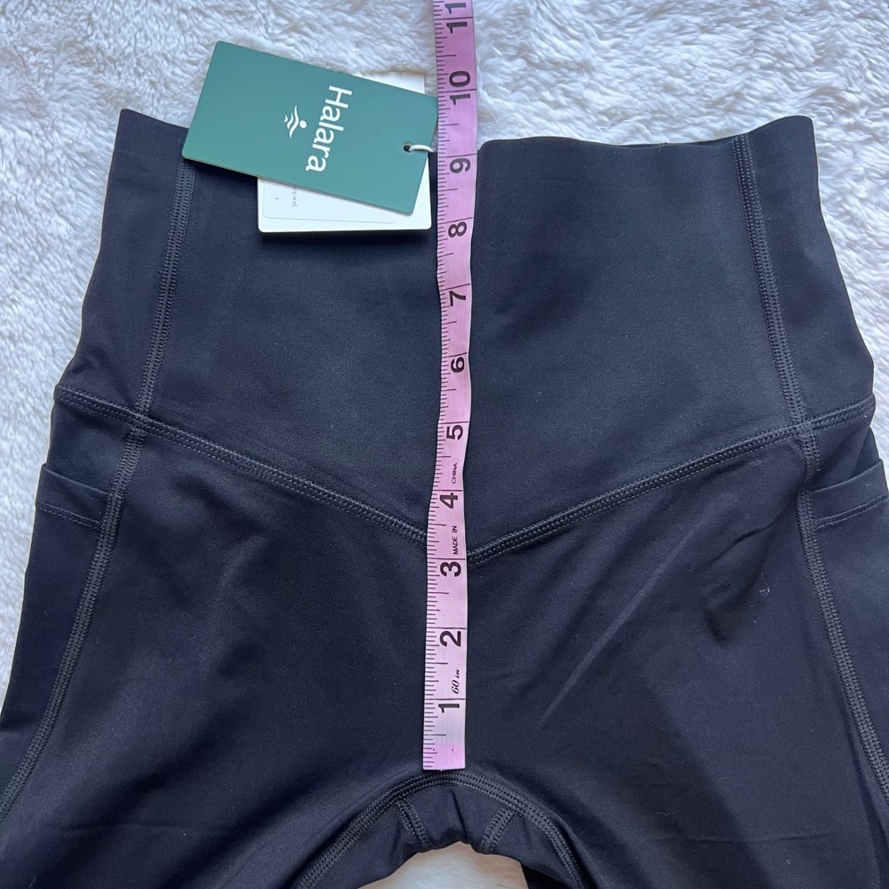 Halara Black High Waisted Crossover V-Waist 7/8 Leggings with Pockets XS NEW - Picture 11 of 14
